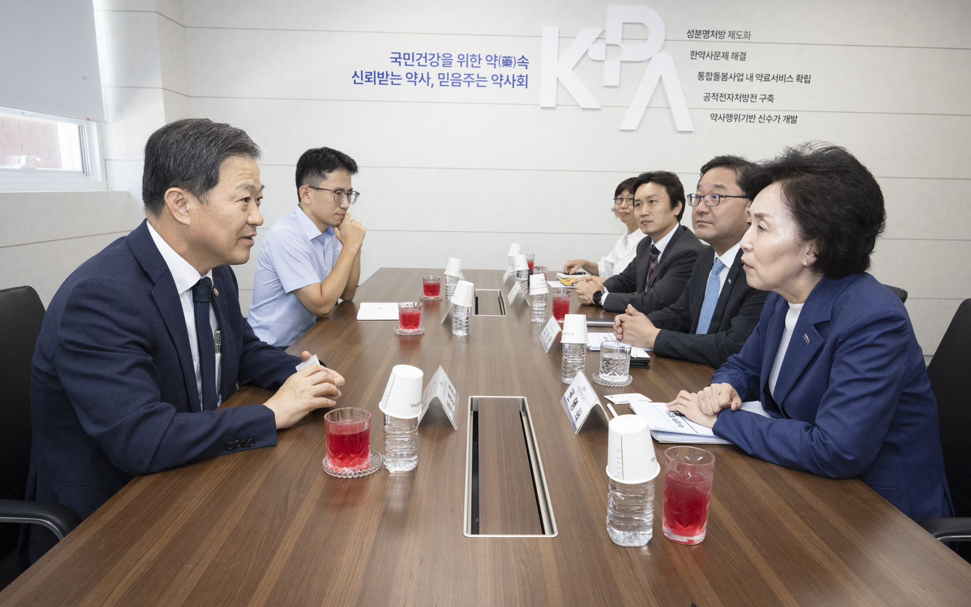 이형훈 2차관, 대한약사회 현장방문 사진3