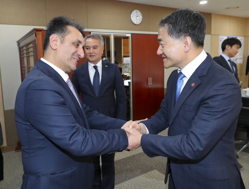 Ministerial Meeting and Signing of MOU on Health Care and Medical Science with Tajikistan 사진2