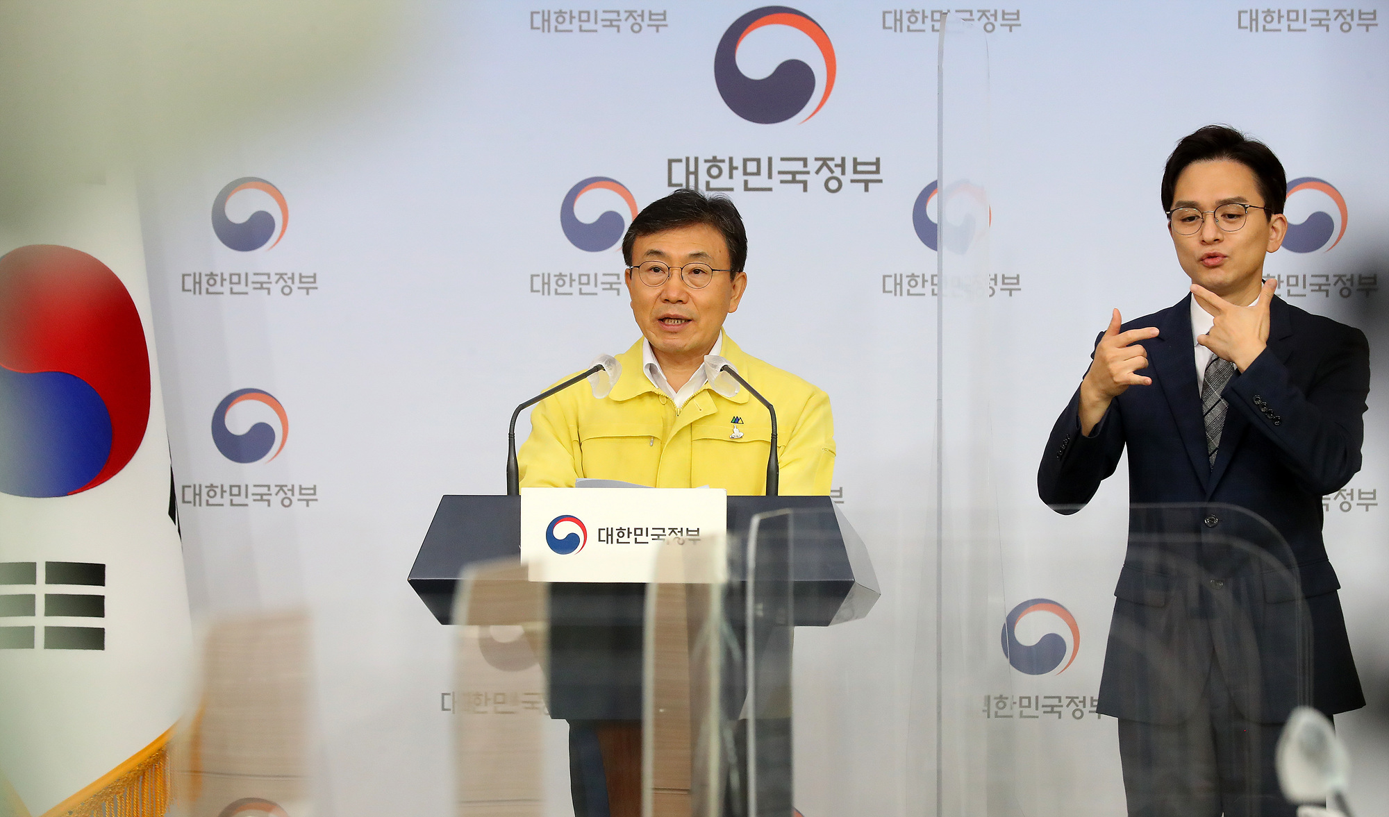 사회적 거리두기 4주 연장(수도권 4단계, 비수도권 3단계) 사진10