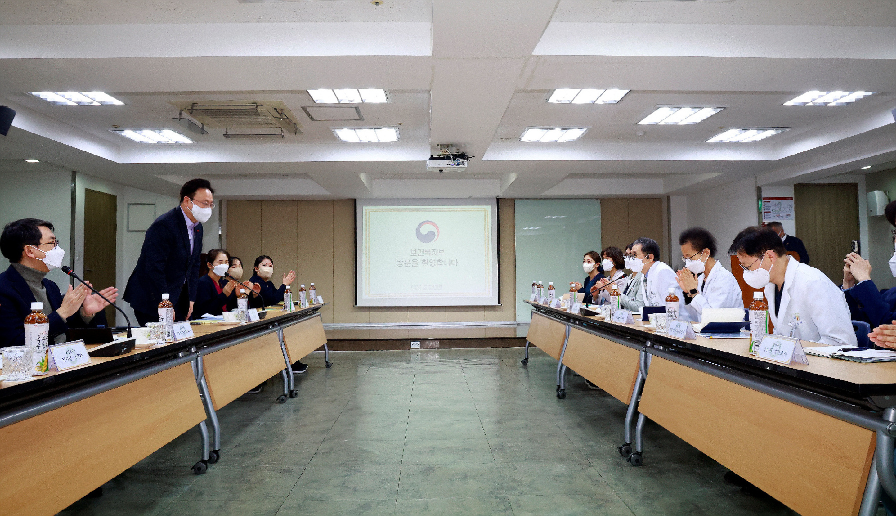 보건복지부 장관, 간호ㆍ간병 통합서비스 병원 현장 방문 사진9