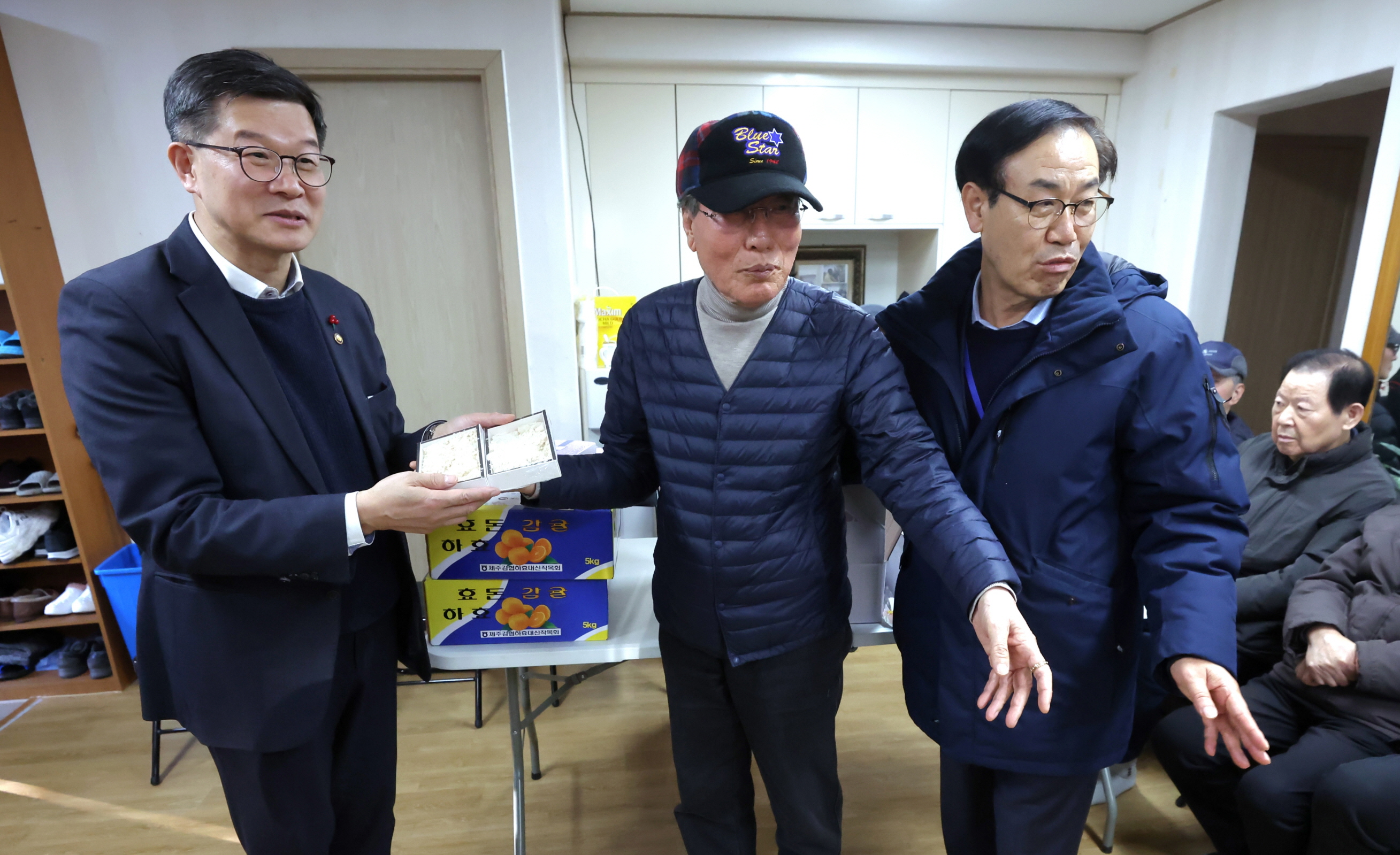 보건복지부 제1차관, 동절기 한파 대비 경로당 위문 현장방문 사진1