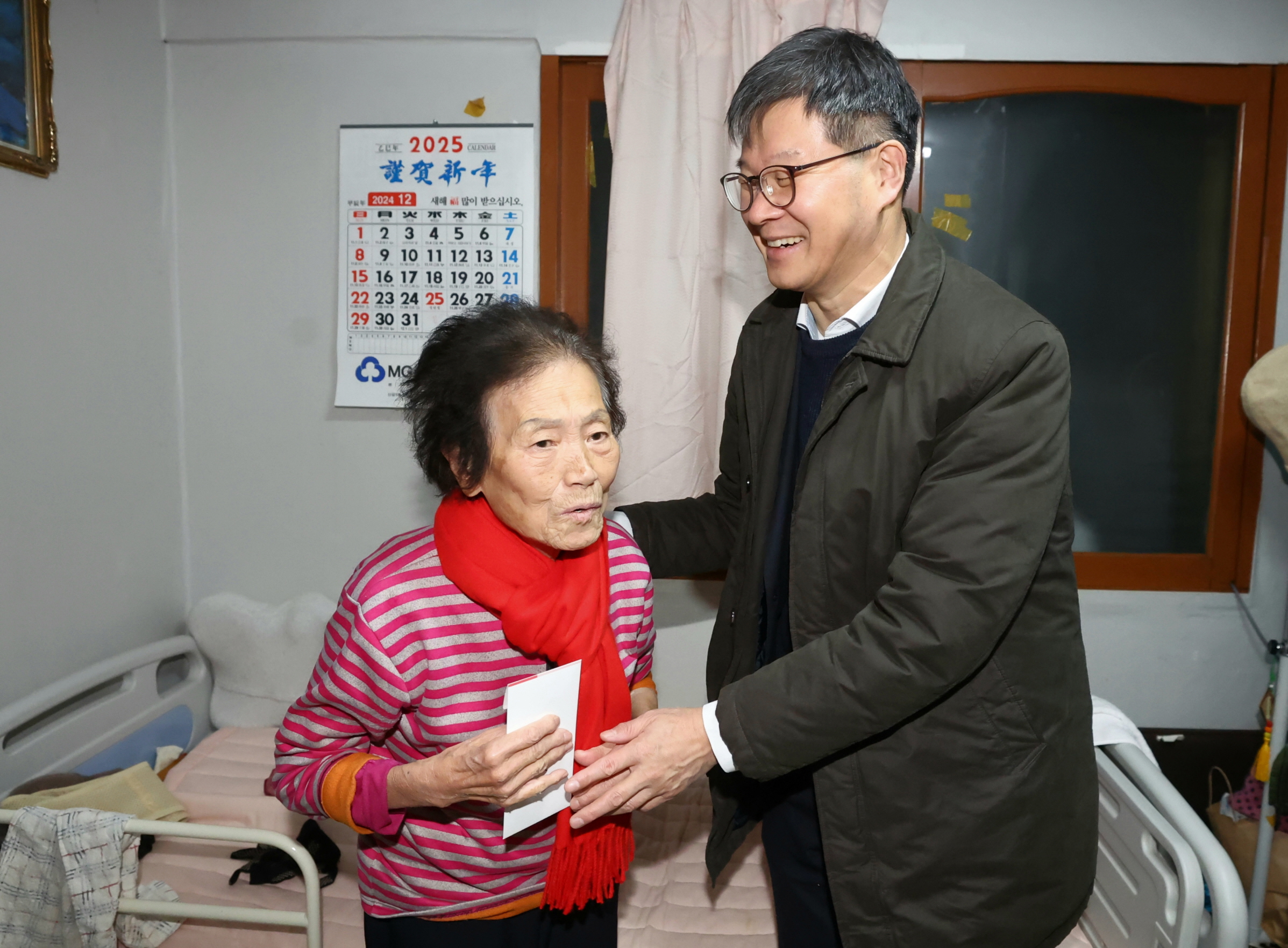 보건복지부 이기일 1차관, 서울 중구에서 독거 어르신에 우유 배달 사진12
