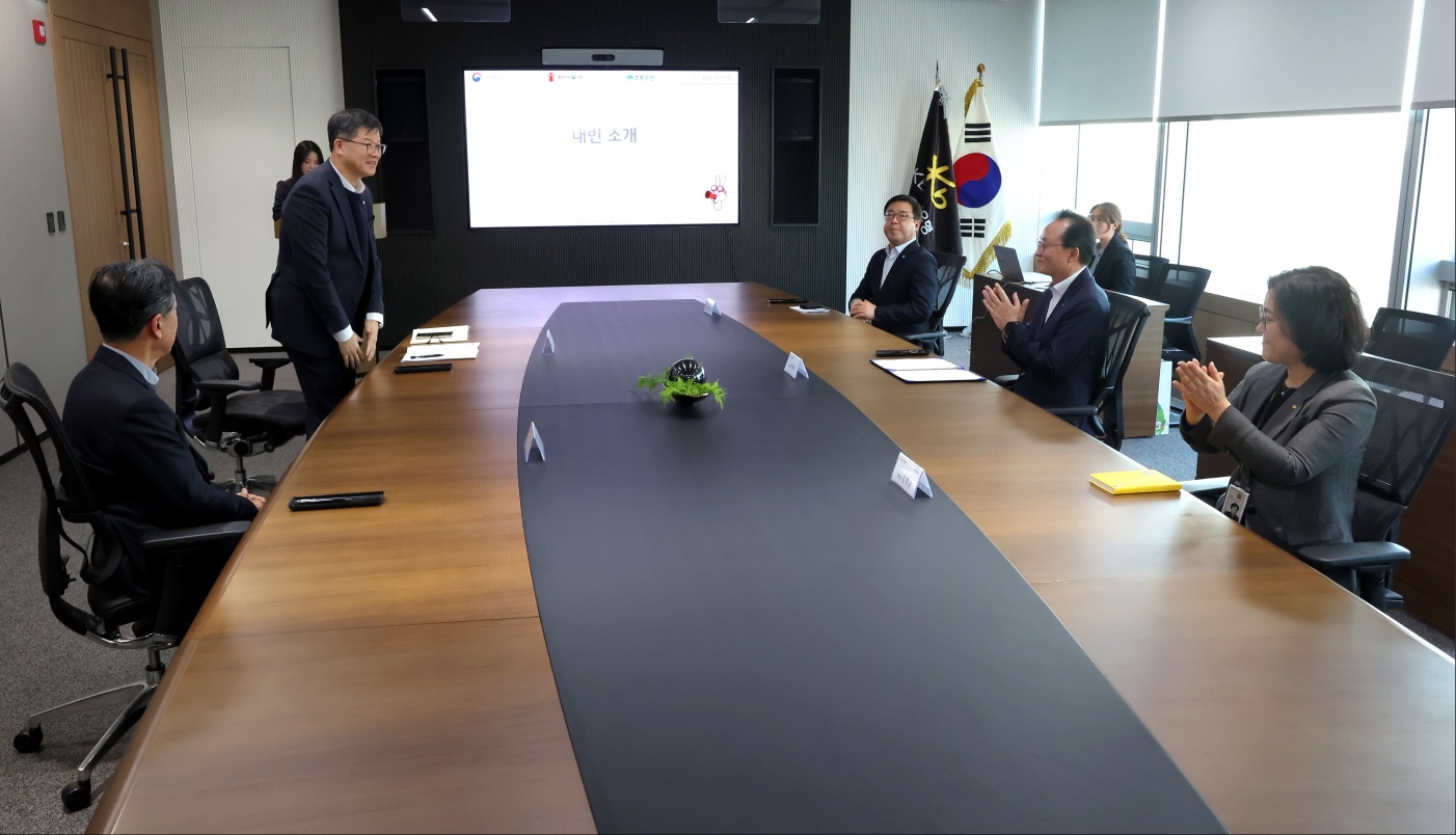 자립준비청년 사회정착 지원 업무협약(MOU)체결 사진7