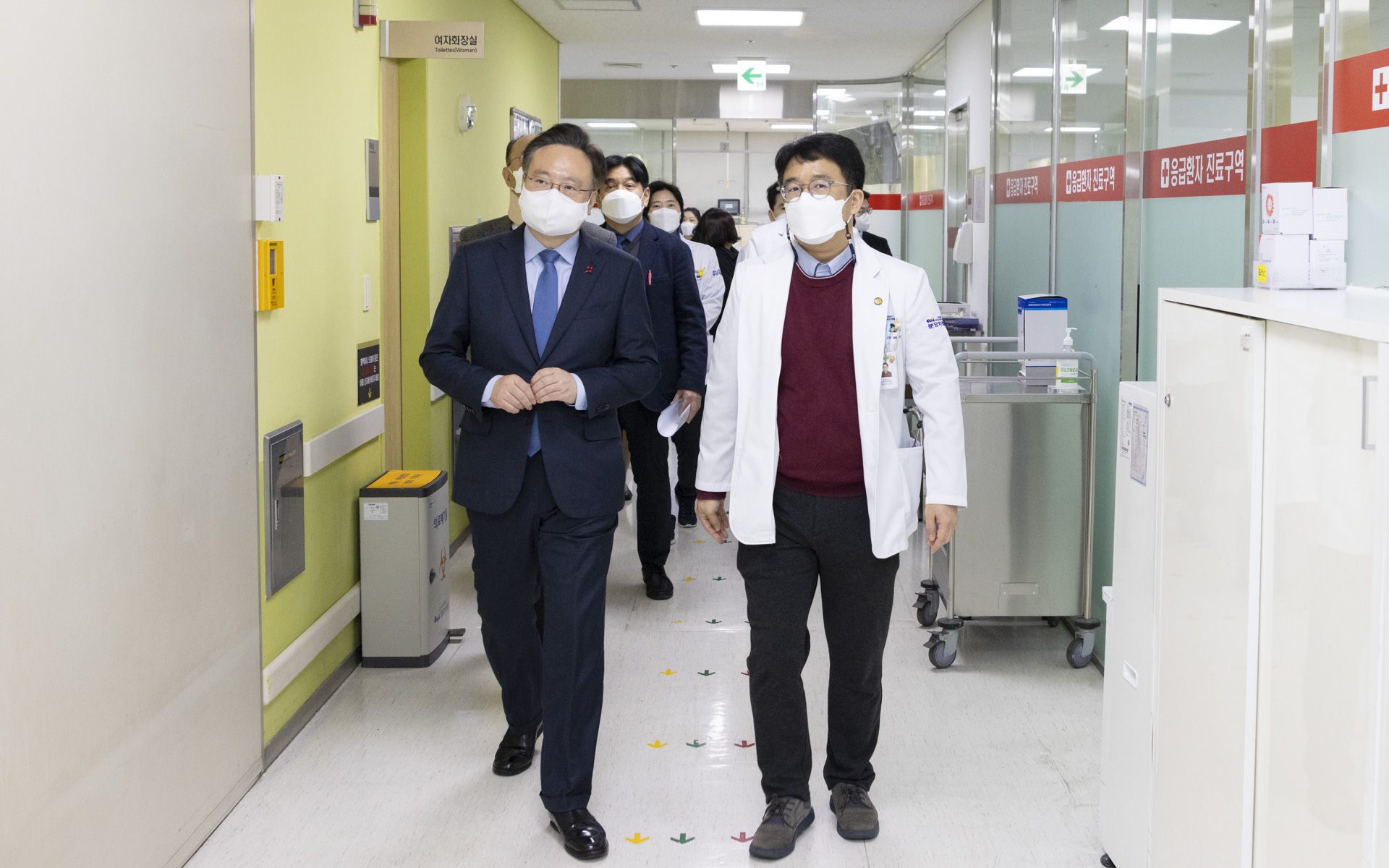 설 연휴 기간, 응급실 현장 방문해 응급진료 대비상황 확인 및 근무자 격려 사진10