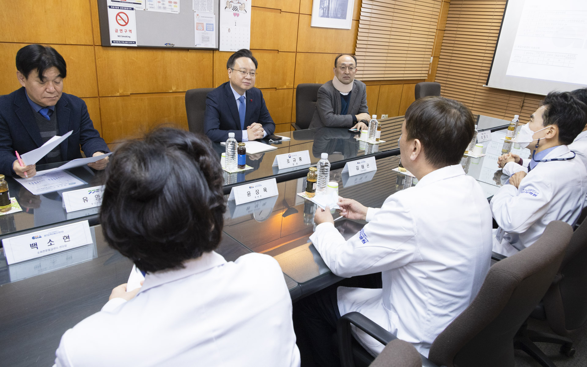 설 연휴 기간, 응급실 현장 방문해 응급진료 대비상황 확인 및 근무자 격려 사진12