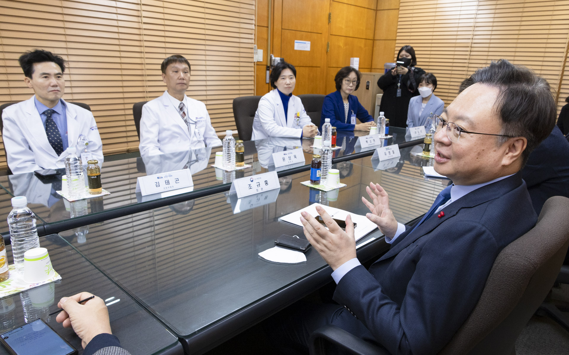 설 연휴 기간, 응급실 현장 방문해 응급진료 대비상황 확인 및 근무자 격려 사진15