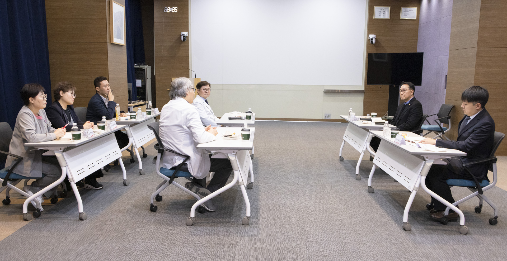 임시공휴일에 비상응급 대응 현장 방문해 거점지역응급의료센터 근무자 격려 사진20