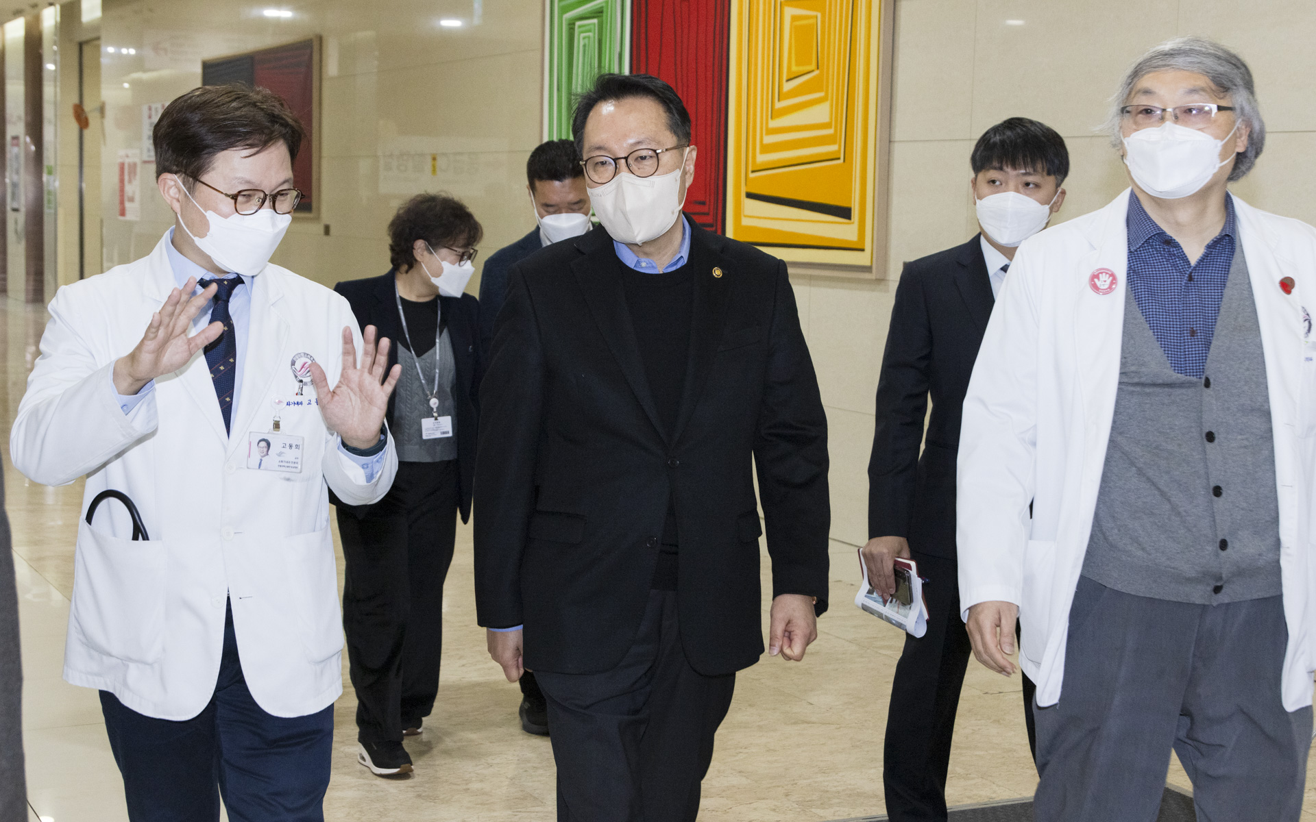 임시공휴일에 비상응급 대응 현장 방문해 거점지역응급의료센터 근무자 격려 사진25