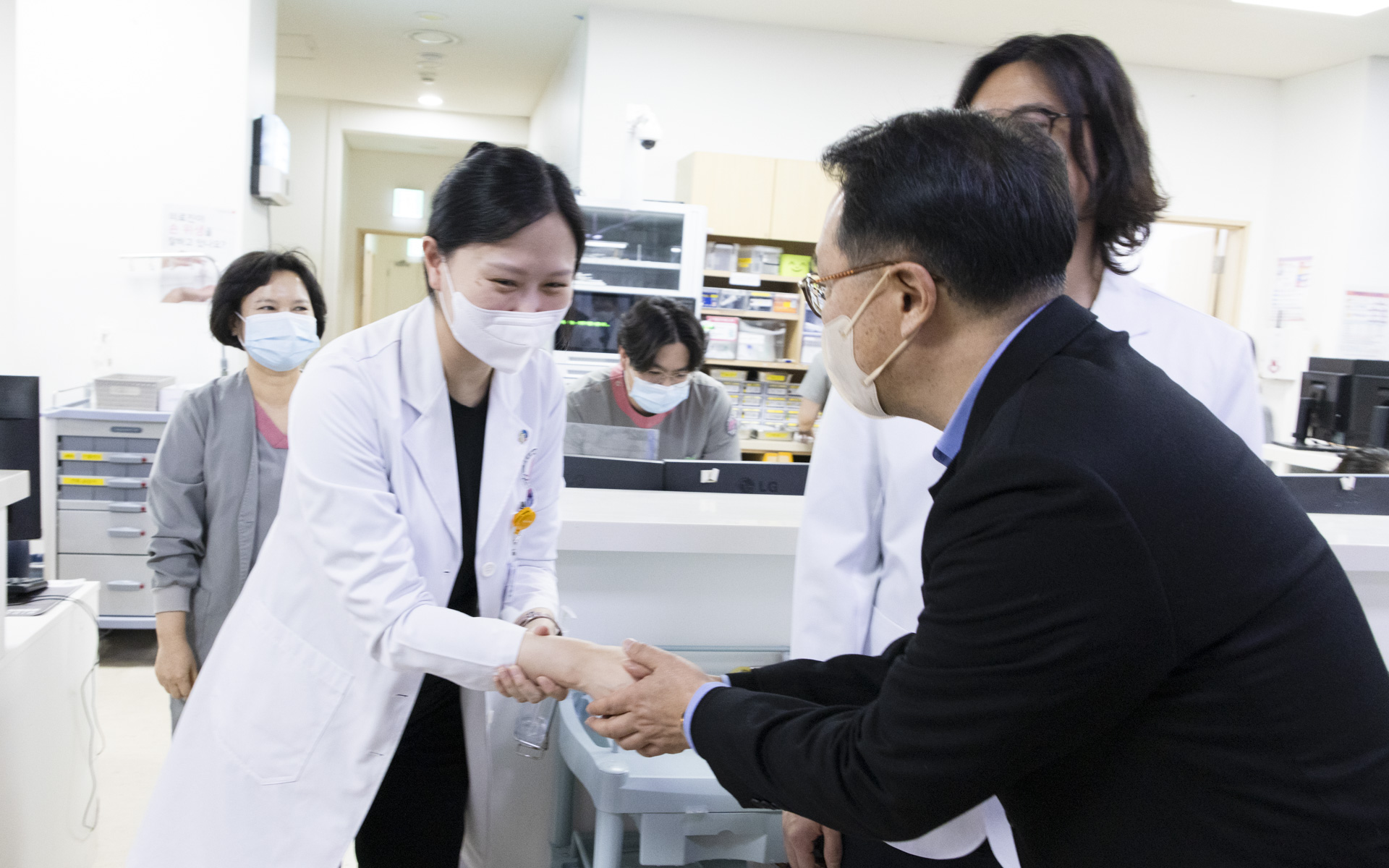 임시공휴일에 비상응급 대응 현장 방문해 거점지역응급의료센터 근무자 격려 사진29