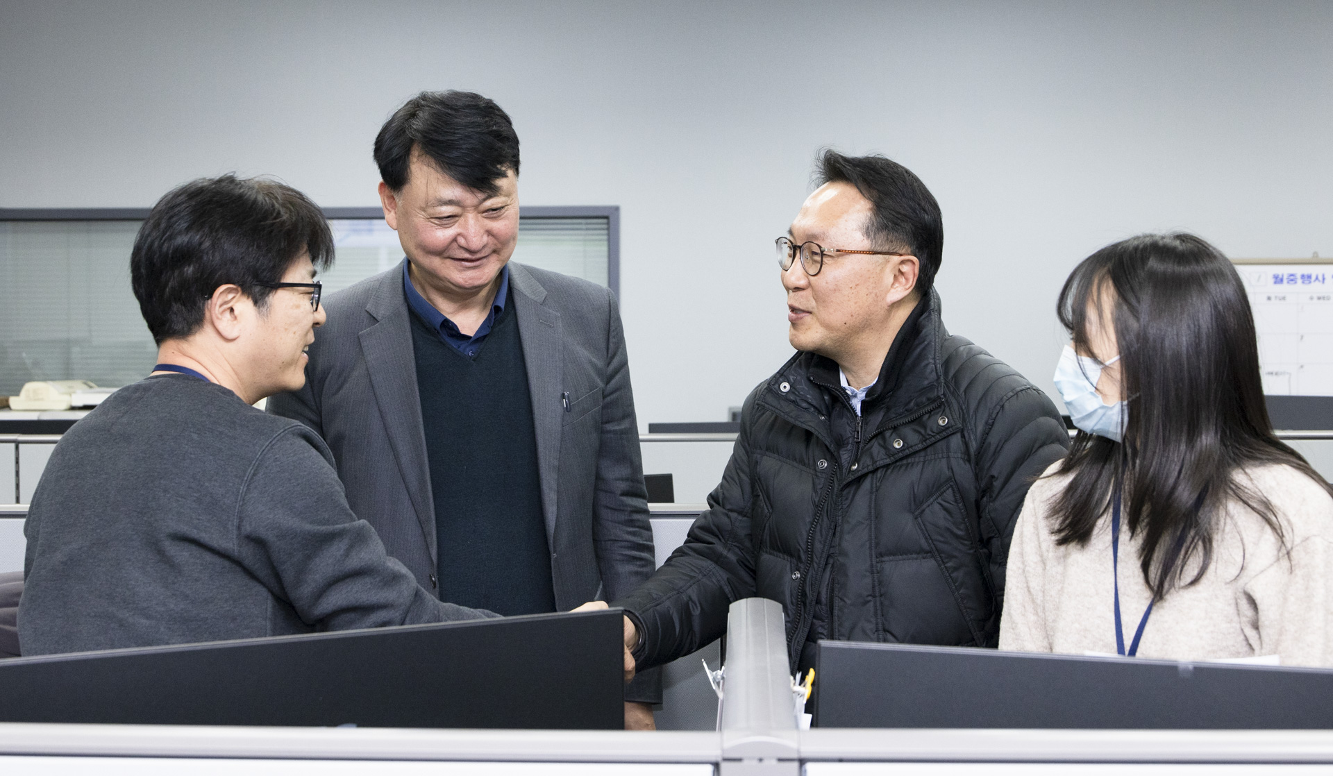 설 연휴 중앙응급의료센터 방문해 현장근무자 격려 사진20