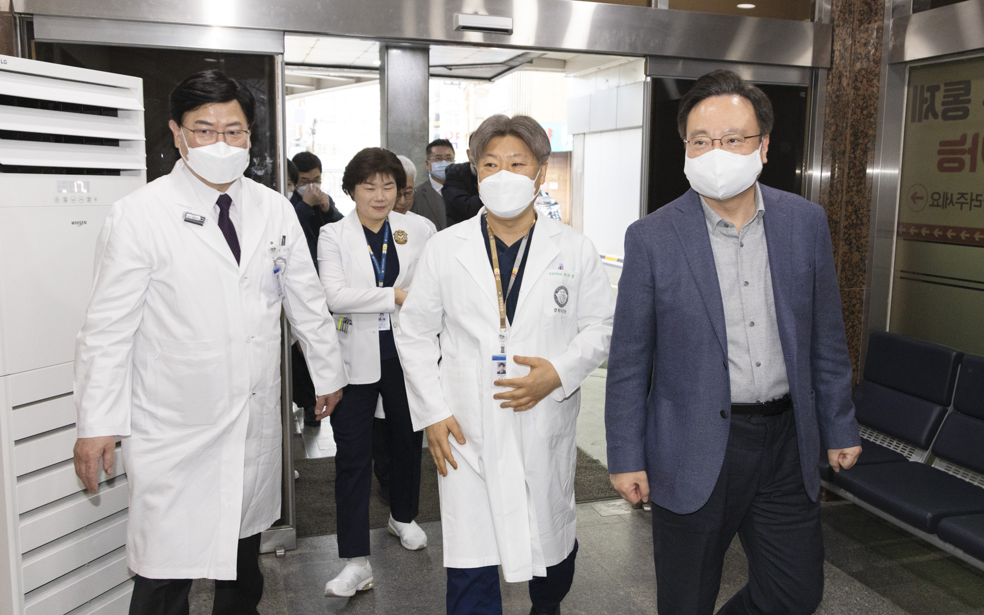 설 연휴 마지막날, 응급실 현장 방문해 응급진료 대비 현황 확인 및 근무자 격려 사진4