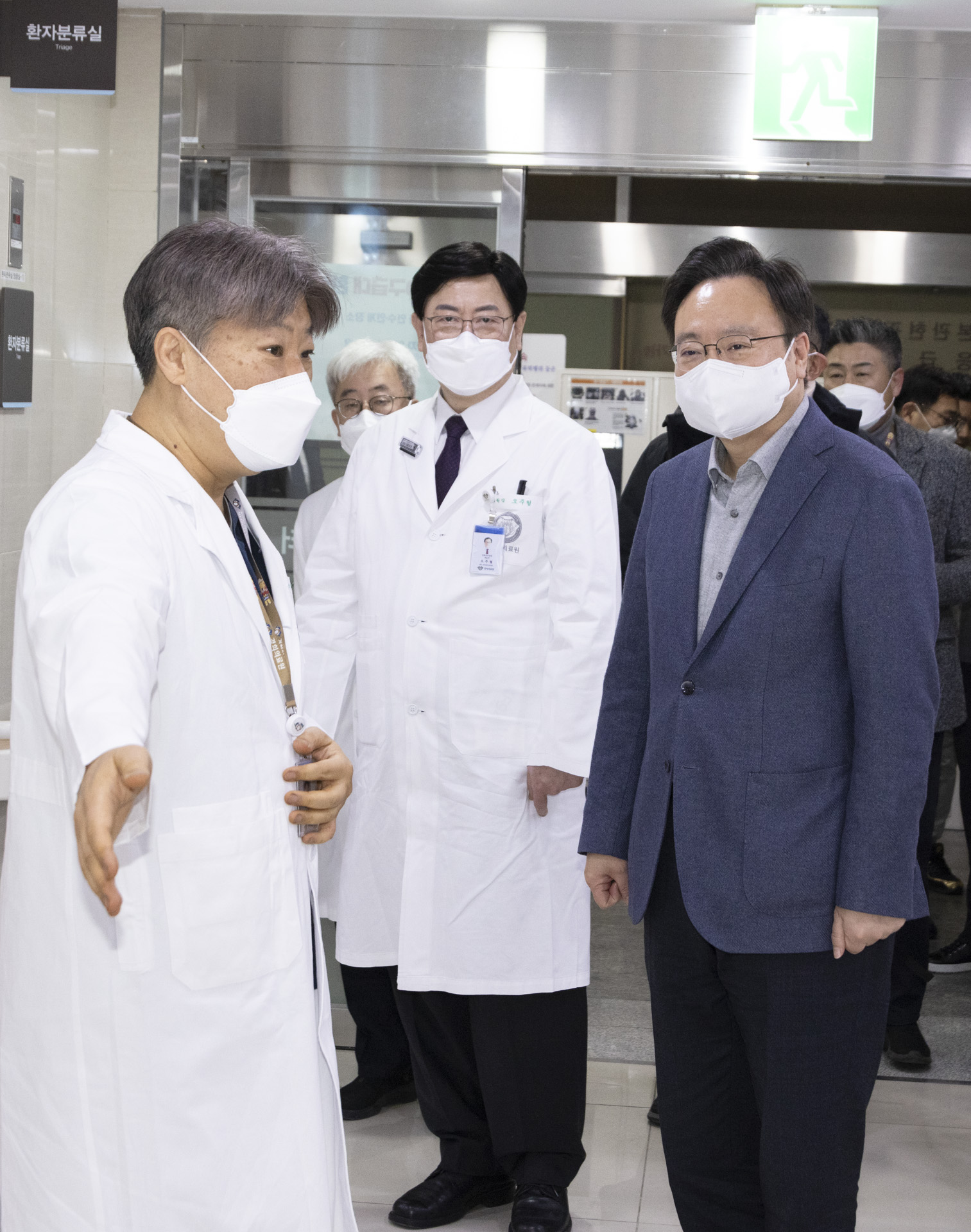 설 연휴 마지막날, 응급실 현장 방문해 응급진료 대비 현황 확인 및 근무자 격려 사진5