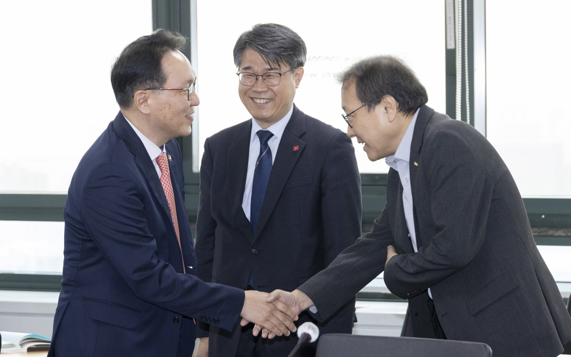 필수지역의료 강화 위한 건강보험 투자 확대 사진3