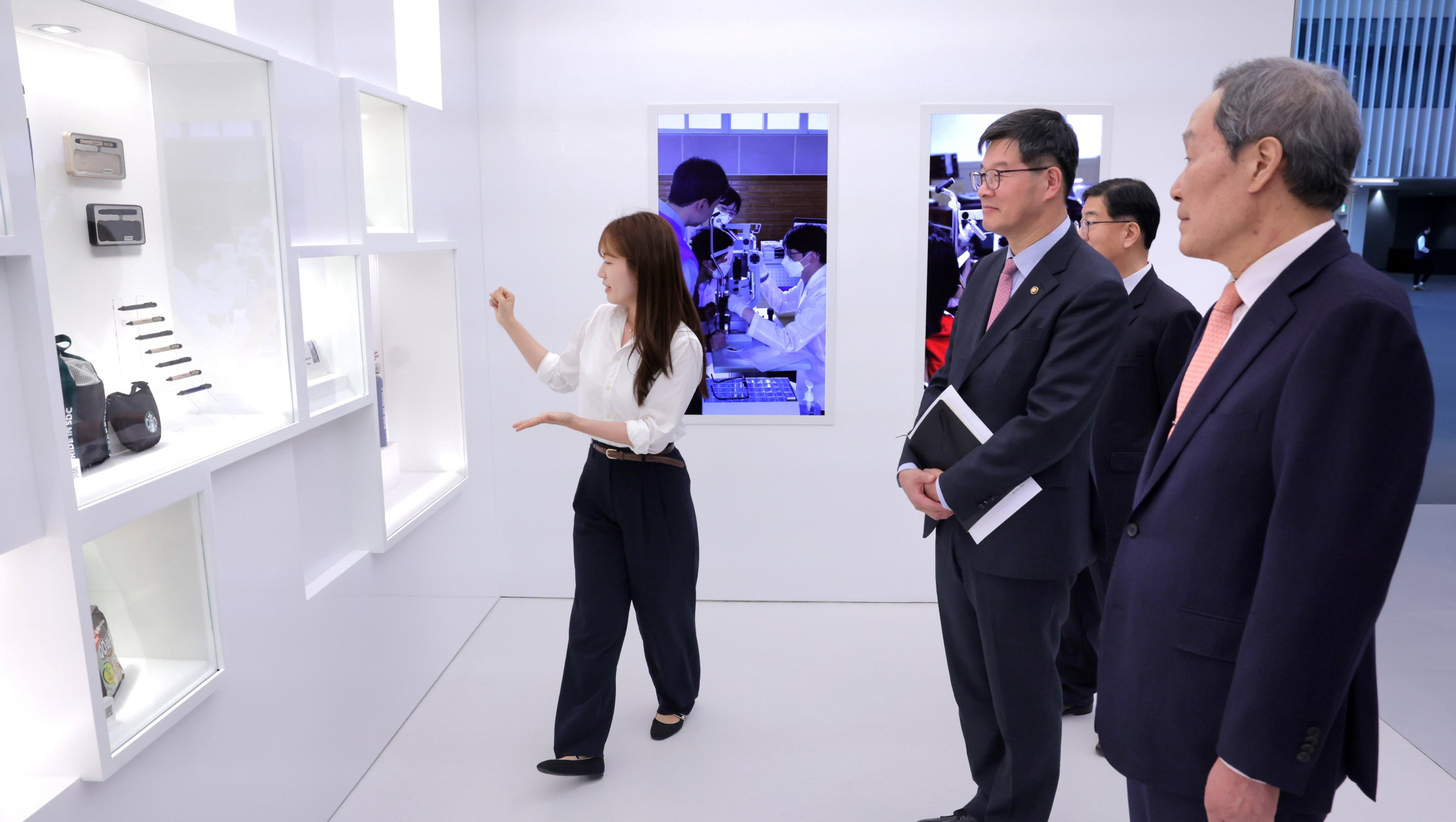 저소득가정 아동·청소년 대상 안과질환 수술비 지원 업무협약(MOU)체결 사진3