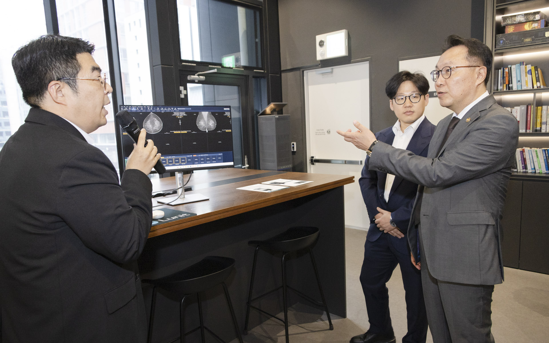 의료기기기업 현장의견 청취 등 발전방안 논의 사진2