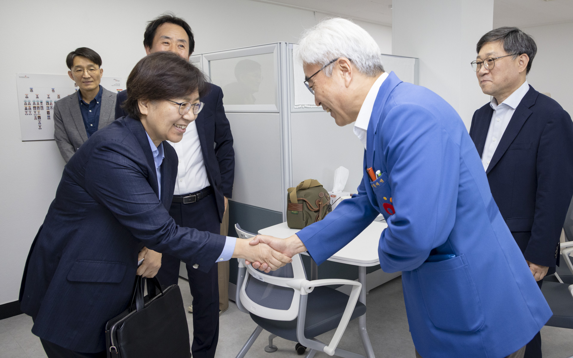 정은경 장관, 자살예방상담센터 추가 개소 상황 및 심리부검 체계 점검 사진1