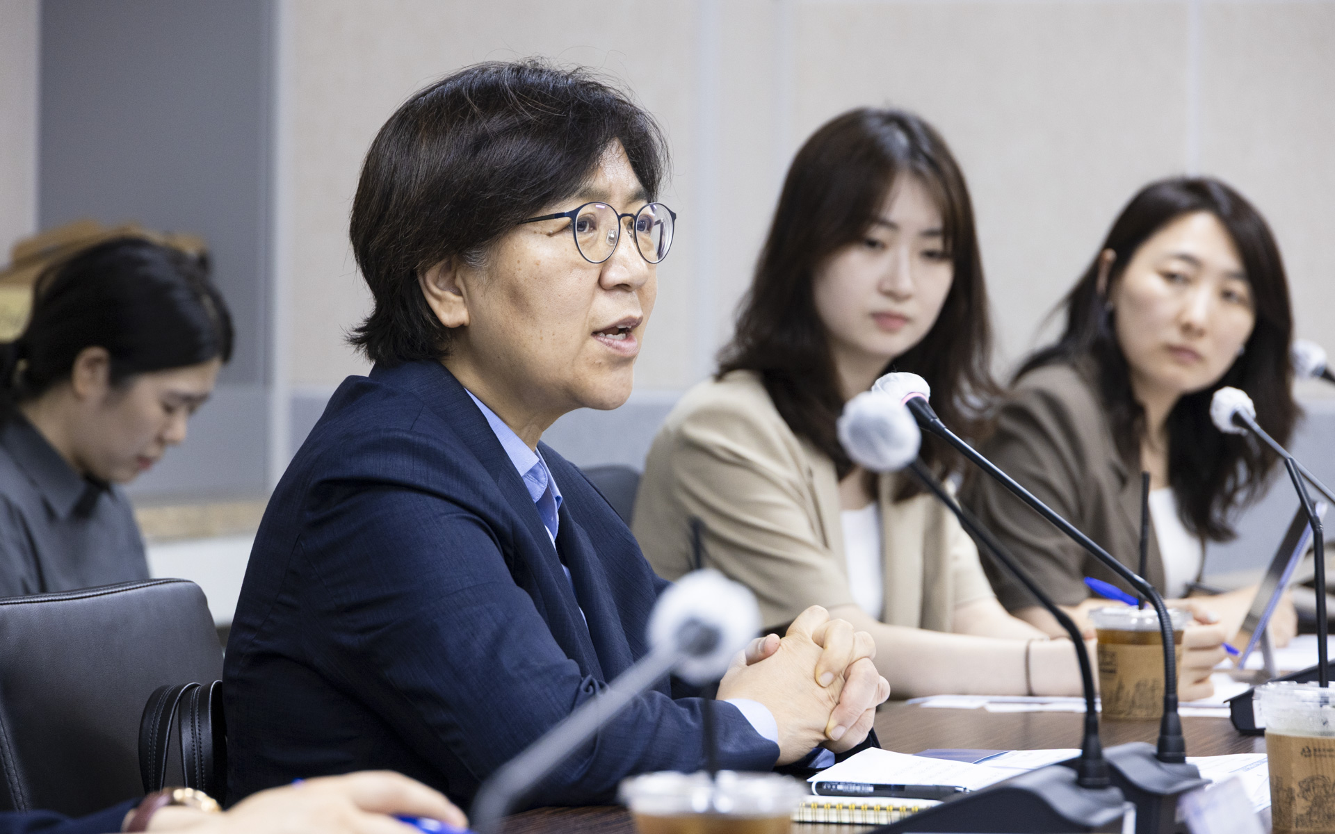 정은경 장관, 자살예방상담센터 추가 개소 상황 및 심리부검 체계 점검 사진16