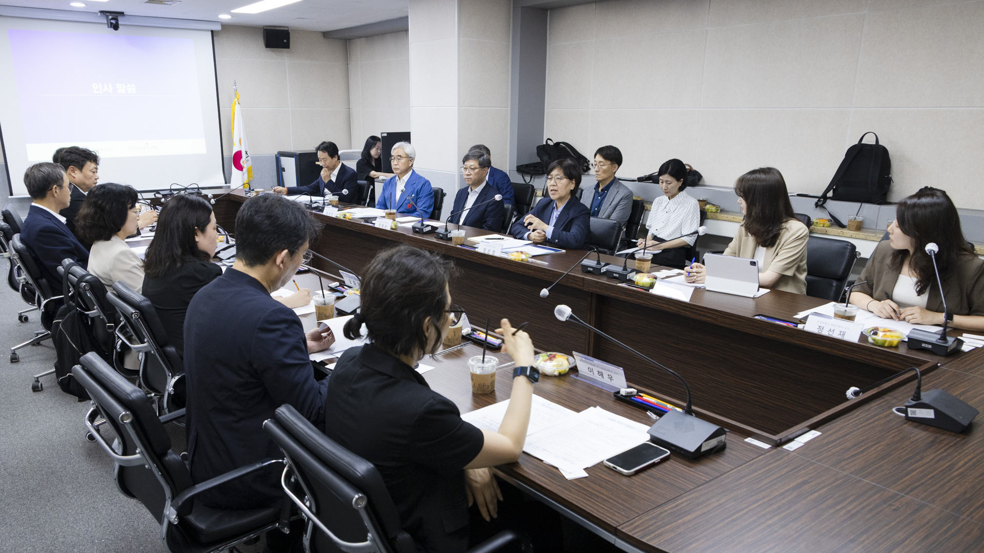 정은경 장관, 자살예방상담센터 추가 개소 상황 및 심리부검 체계 점검 사진19