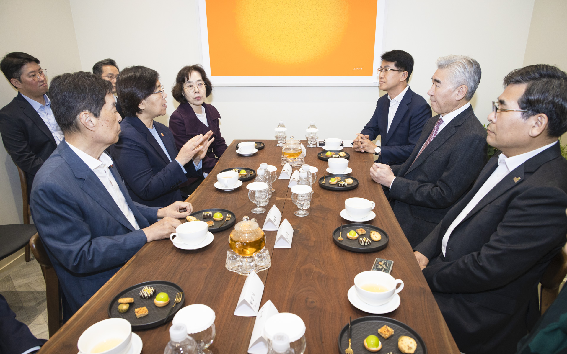 학대피해아동 보호를 위한 ‘아이케어’ 사업 업무협약(MOU)체결 사진1