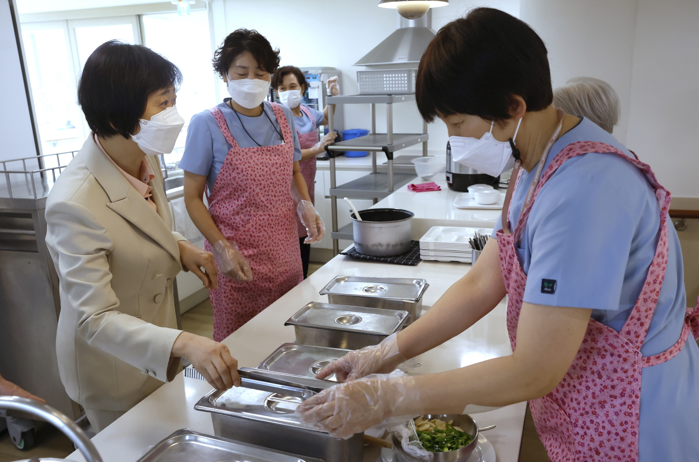 ‘AI 복지·돌봄 혁신 로드맵’ 시동, 이스란 제1차관, 현장 방문 사진15