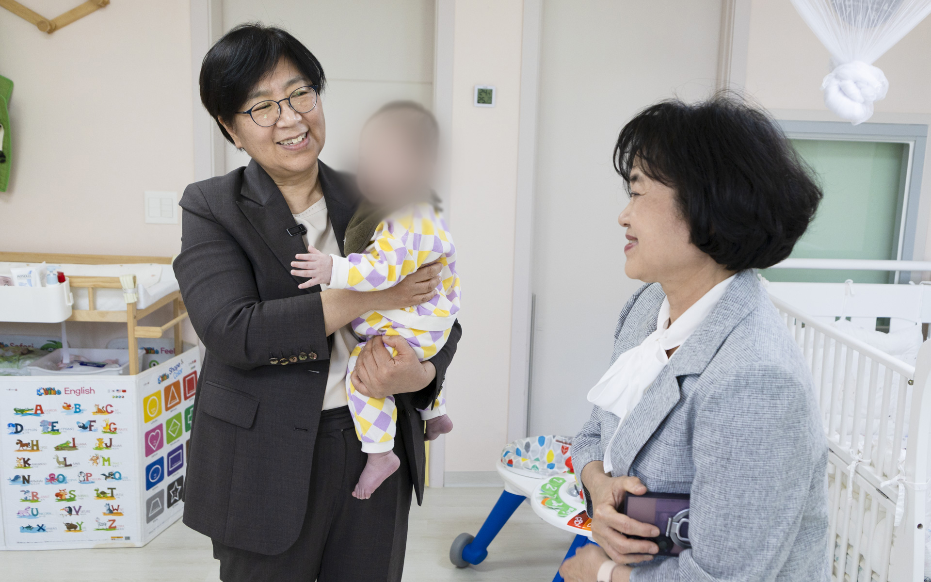 “무궁화 꽃이 피었습니다” 정은경 장관, 어린이날 맞아 아이들과 신나는 한때 사진17