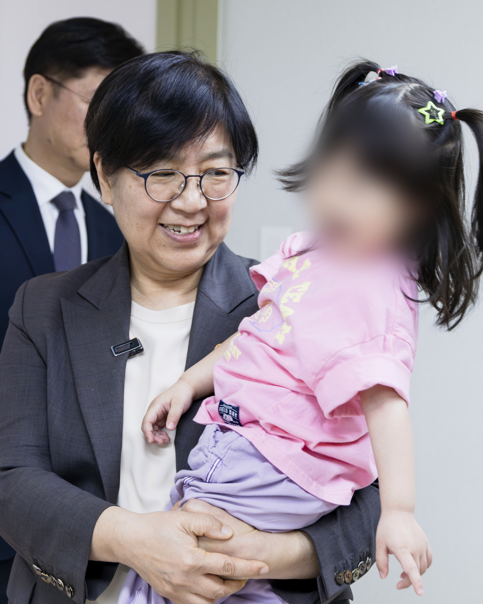 “무궁화 꽃이 피었습니다” 정은경 장관, 어린이날 맞아 아이들과 신나는 한때 사진18