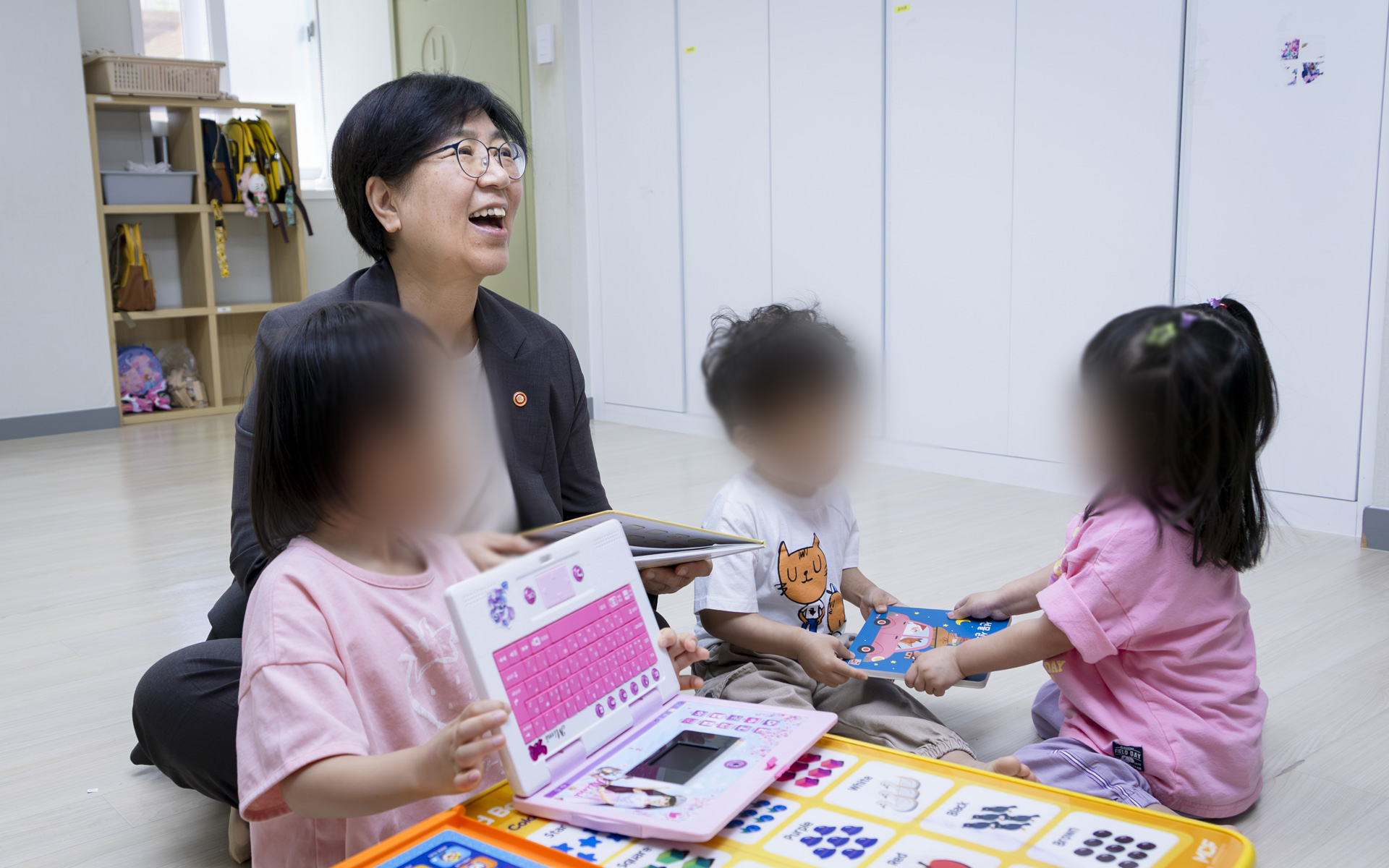 “무궁화 꽃이 피었습니다” 정은경 장관, 어린이날 맞아 아이들과 신나는 한때 사진19