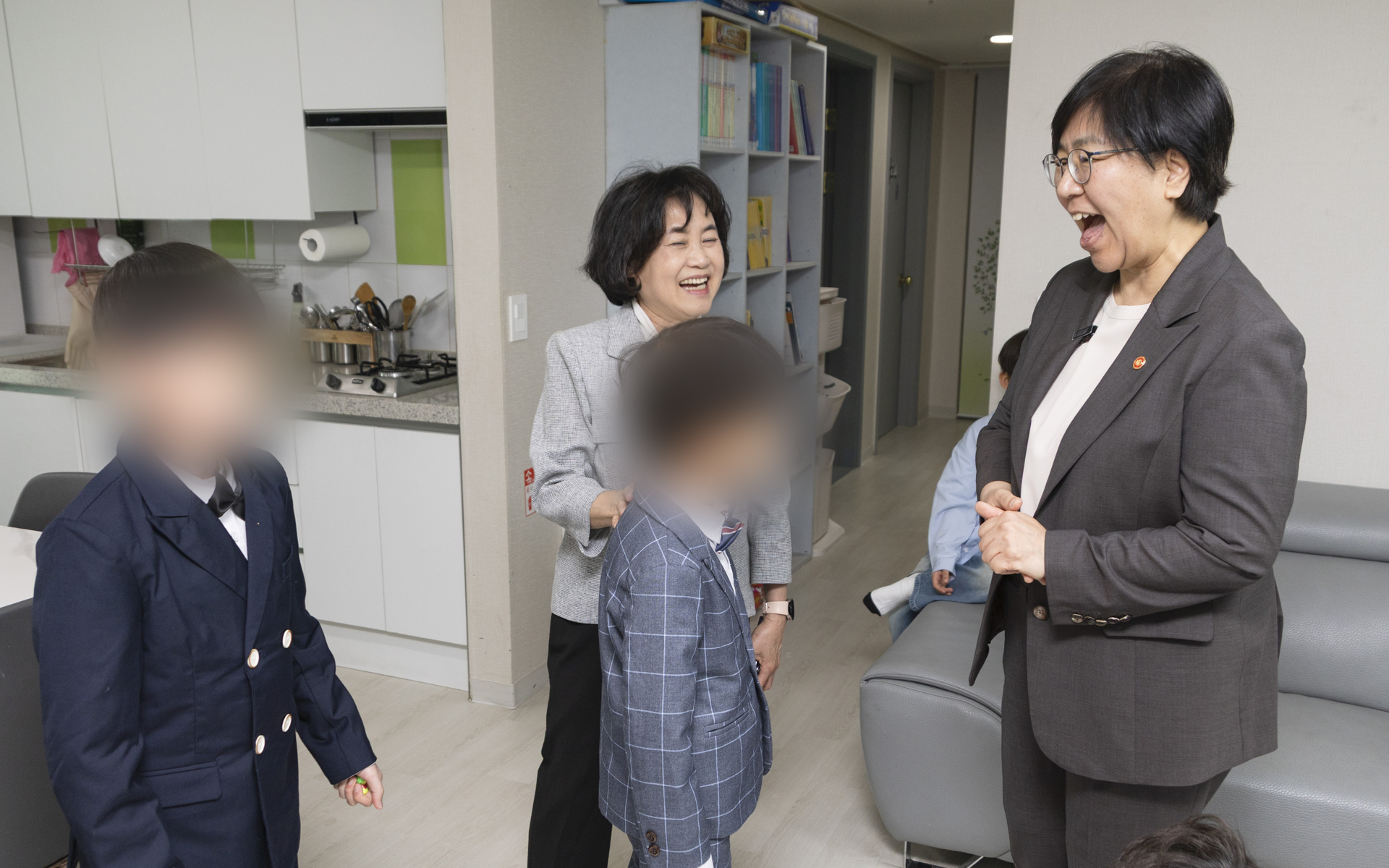 “무궁화 꽃이 피었습니다” 정은경 장관, 어린이날 맞아 아이들과 신나는 한때 사진25