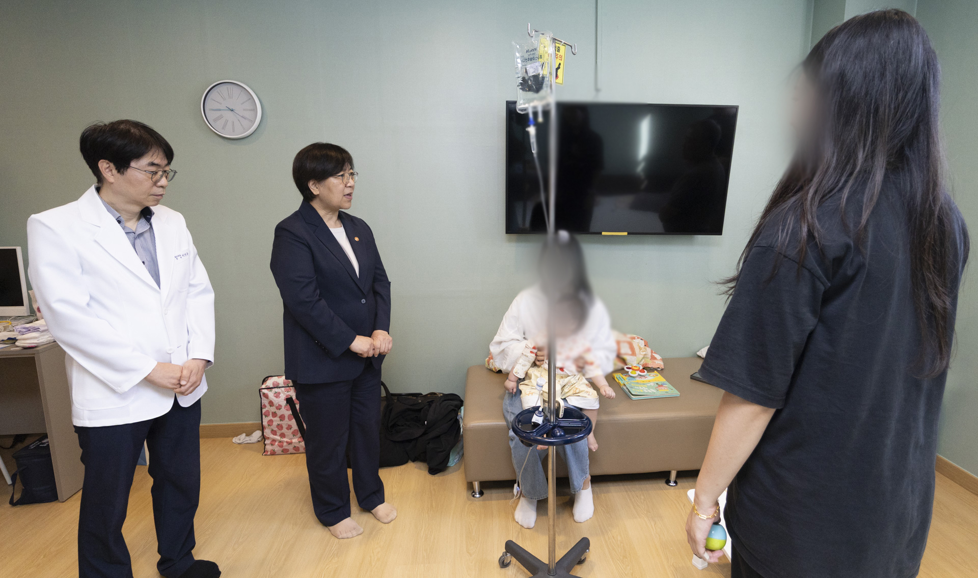 소아 의료체계 점검 “모든 아이가 안심하고 진료받을 수 있는 환경 만들 것” 사진32
