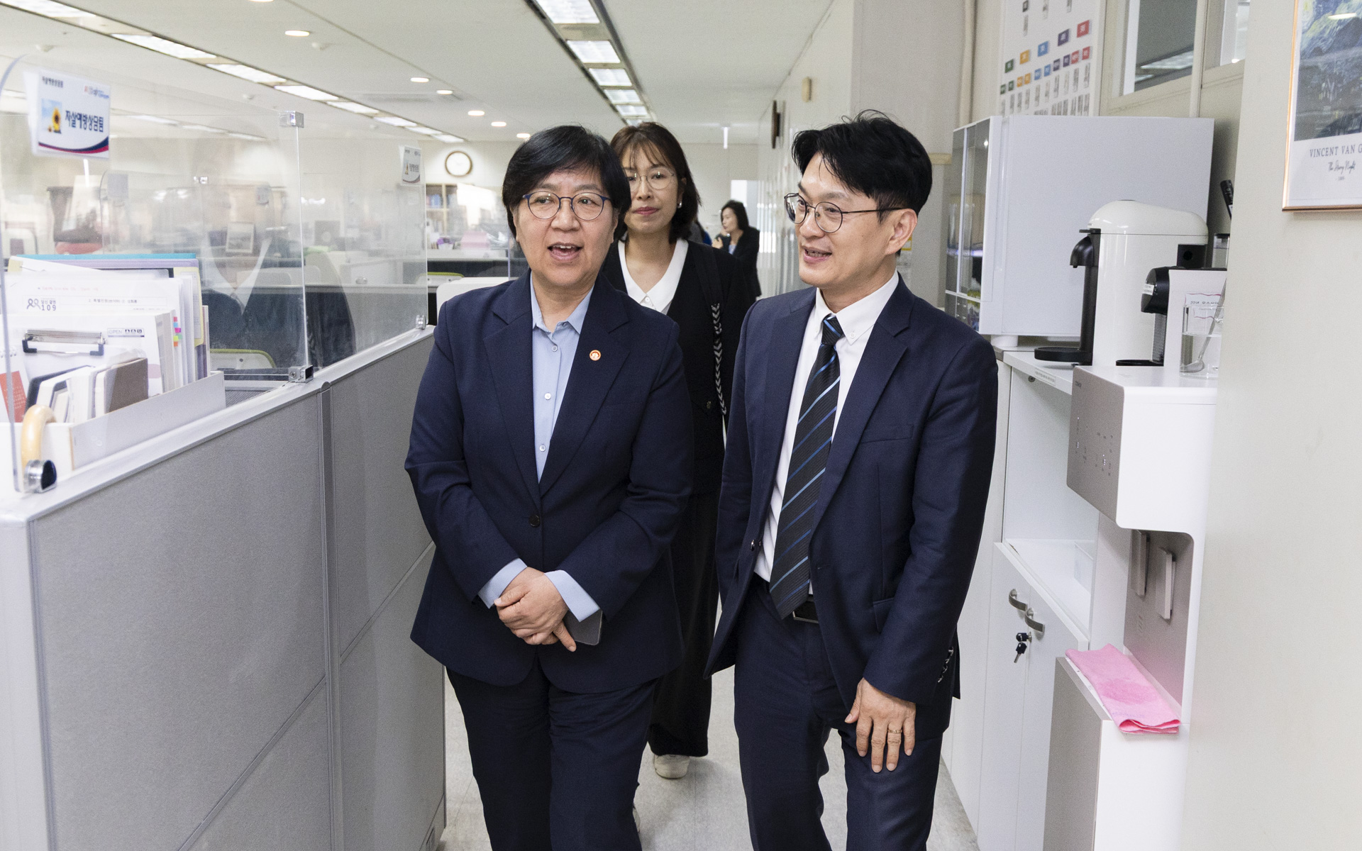 자살예방상담전화 109, 응대율 높이기 위해 전문 상담인력 2배로 증원 사진14