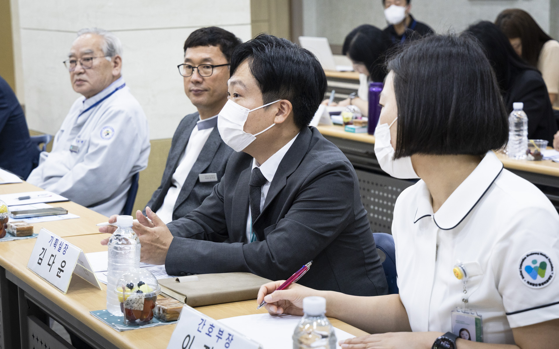 요양병원 호스피스 현장 찾은 정은경 장관, “요양병원에 특화된 서비스 모델 개발할 것” 사진15